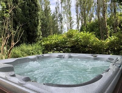 Mobilheim Cottage zu vermieten 3 Schlafzimmer Whirlpool Spa Campingplatz Kost Ar Moor Fouesnant Bretagne