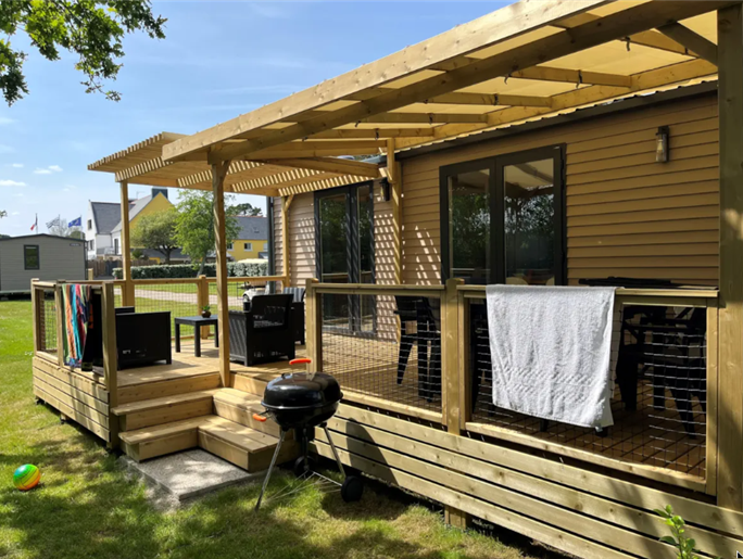 Hütte mobilheim zu vermieten premium gartenseite campingplatz Kost Ar Moor fouesnant bretagne