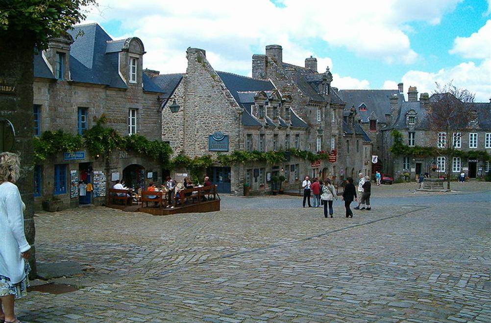 Locronan vom Campingplatz Kost Ar Moor Finistère
