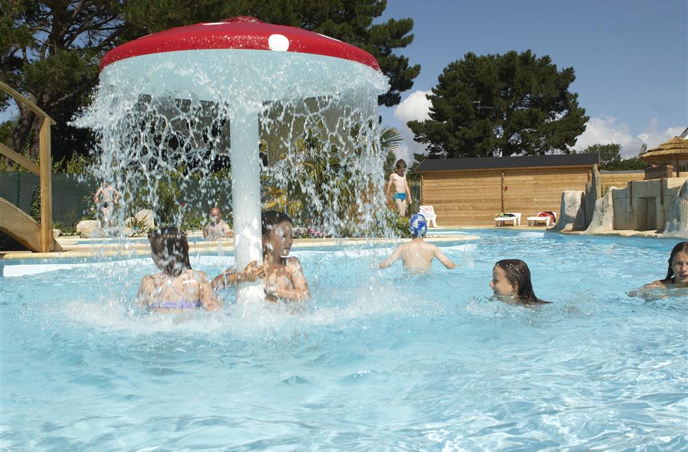  Beheiztes Schwimmbad - Camping kostarmor