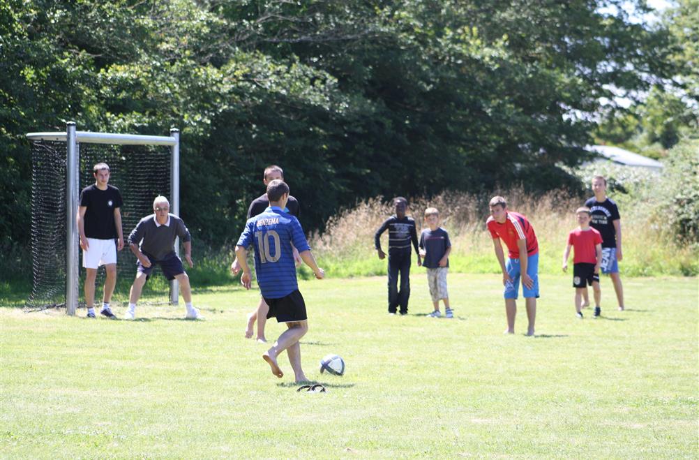 Fußballspiel auf dem Campingplatz Kost Ar Moor in Fouesnant