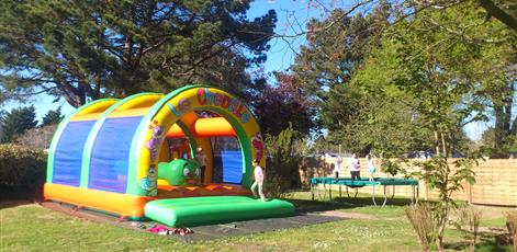 kostarmoor Raupe - Camping Kost Ar Moor - Fouesnant