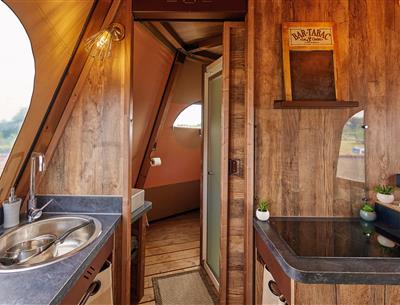 Glamping Fouesnant Tipi Keramikkochen