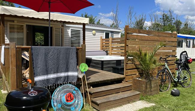 Mobilheim Cottage zu vermieten 3 Schlafzimmer Whirlpool Spa Campingplatz Kost Ar Moor Fouesnant Bretagne