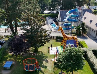  tolle Rutsche auf dem 4-Sterne-Campingplatz Kost-Ar-Moor