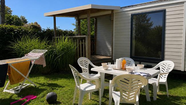 Pacific Premium model kostarmoor campsite Fouesnant